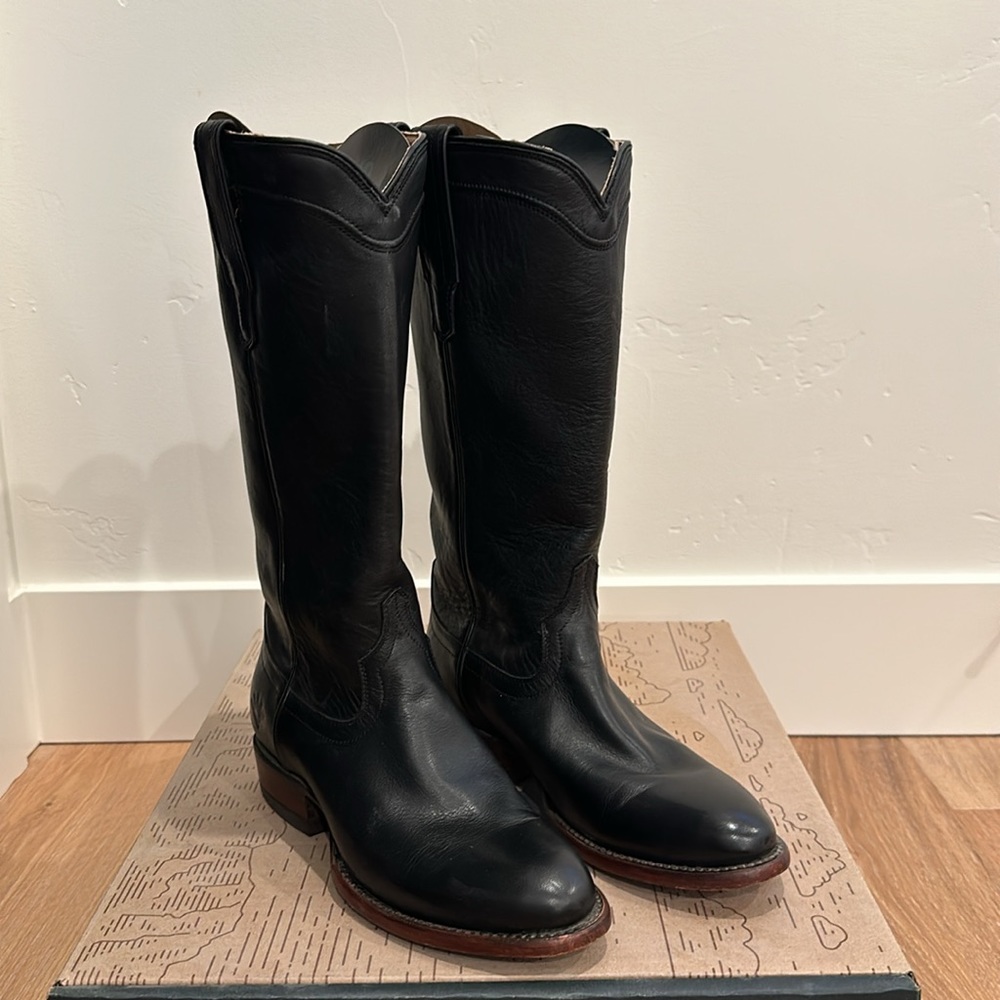 Tecovas Cowboy Boots - The Harper Women's Riding boot. Worn twice. 7.5 - black